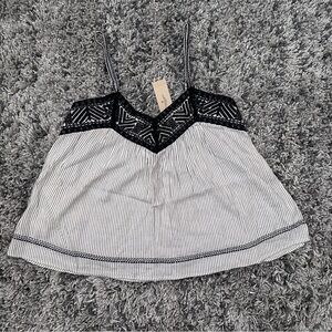 🕷️NWT American Eagle Striped Women's Top